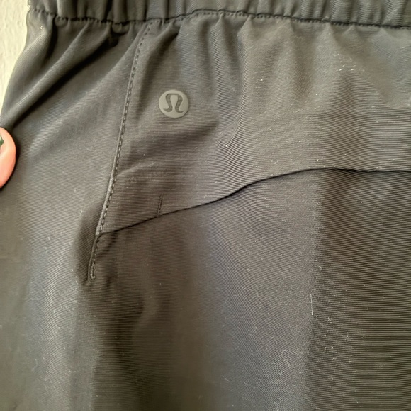 Lululemon black Warpstreme High-Rise 7/8 Jogger Pants - Picture 5 of 6